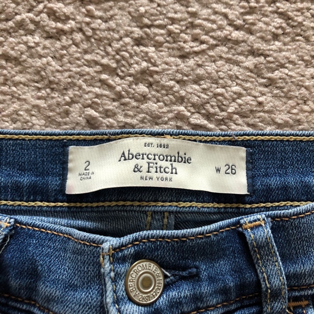 A&F Jean shorts - Picture 4 of 5